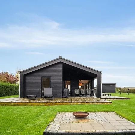 Holiday home Ehmi - 750m From The Sea By Interhome *
