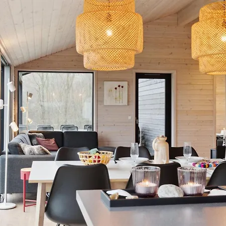 Ehmi - 750m From The Sea By Interhome Feriehus *